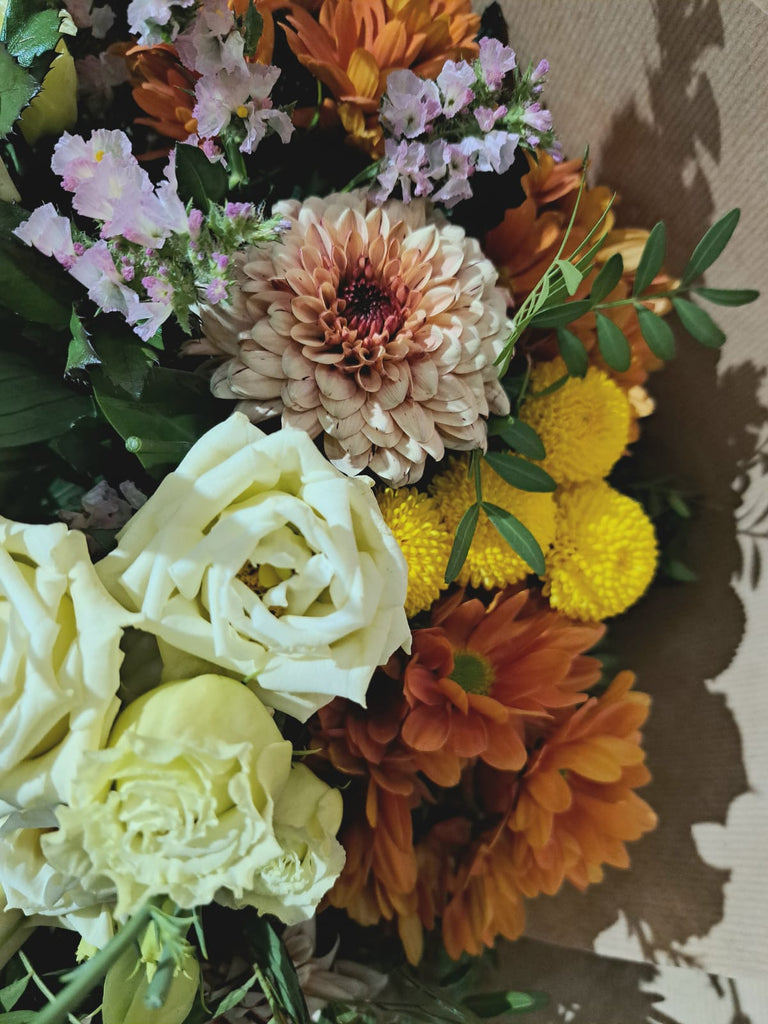 Florist's Choice Fresh Daily Flower Deliveries Glasgow Roots